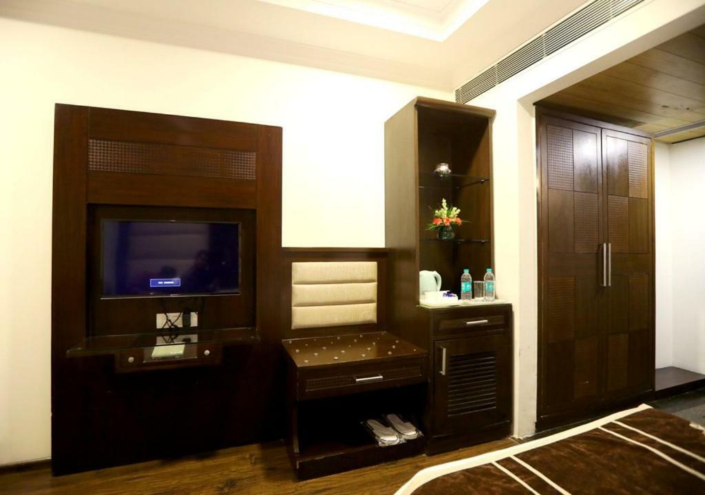 Bluemont Beacon Hotel New Delhi Gurgaon Ngoại thất bức ảnh