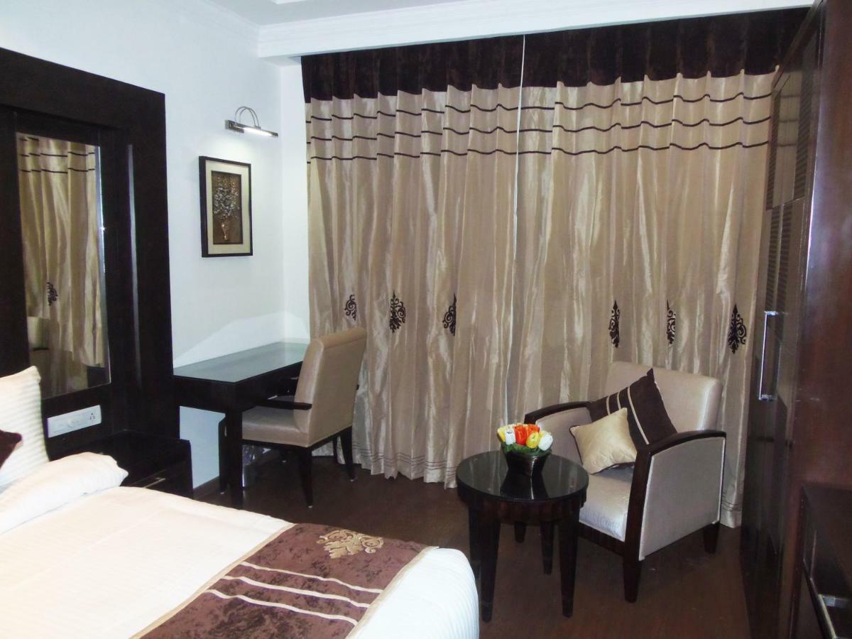 Bluemont Beacon Hotel New Delhi Gurgaon Ngoại thất bức ảnh