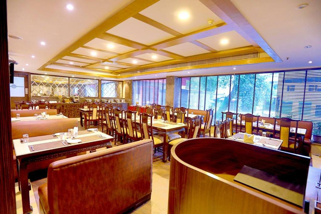 Bluemont Beacon Hotel New Delhi Gurgaon Ngoại thất bức ảnh